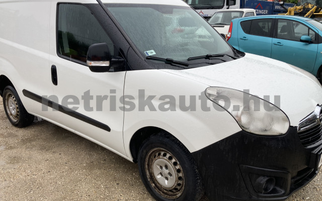 OPEL Combo 1.3 CDTI L1H1 2.2t tehergépkocsi 3,5t össztömegig - 1248cm3 Diesel 120203 2/8