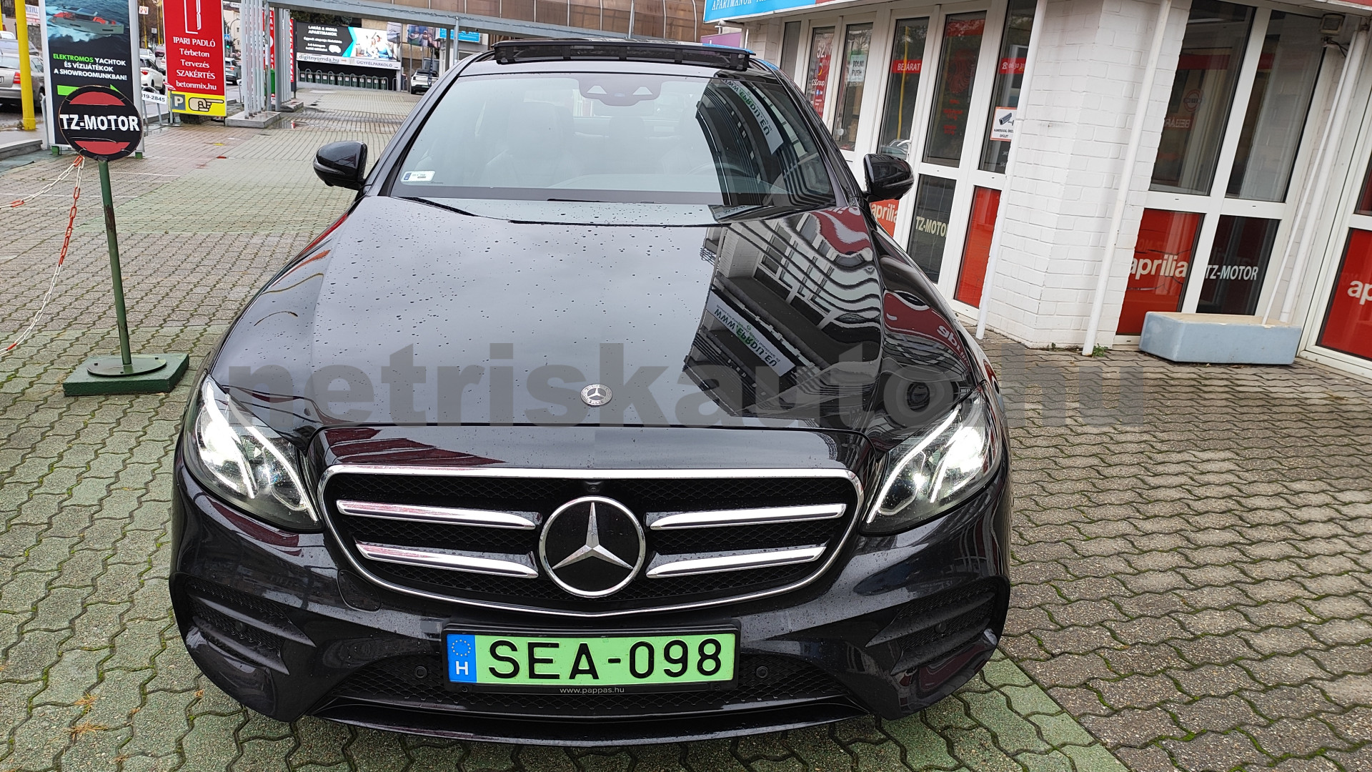 MERCEDES-BENZ E-osztály E 300 de 9G-TRONIC EQ Power személygépkocsi - 1950cm3 Hybrid 121326 3/12