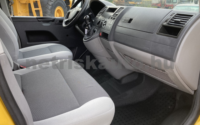 VW Transporter 1.9 TDI Basic tehergépkocsi 3,5t össztömegig - 1896cm3 Diesel 121277 10/10