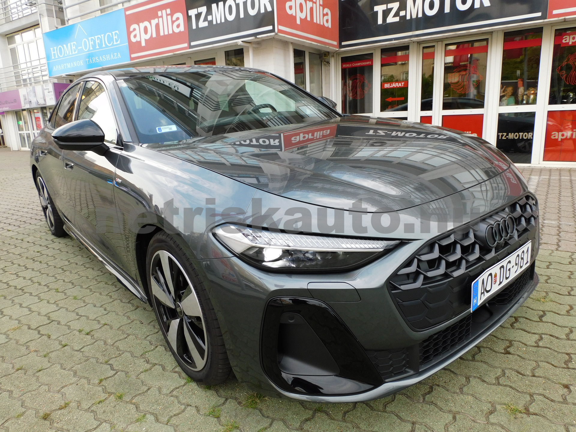 AUDI A5 40 TDI S-tronic személygépkocsi - 1968cm3 Hybrid 121246 1/12