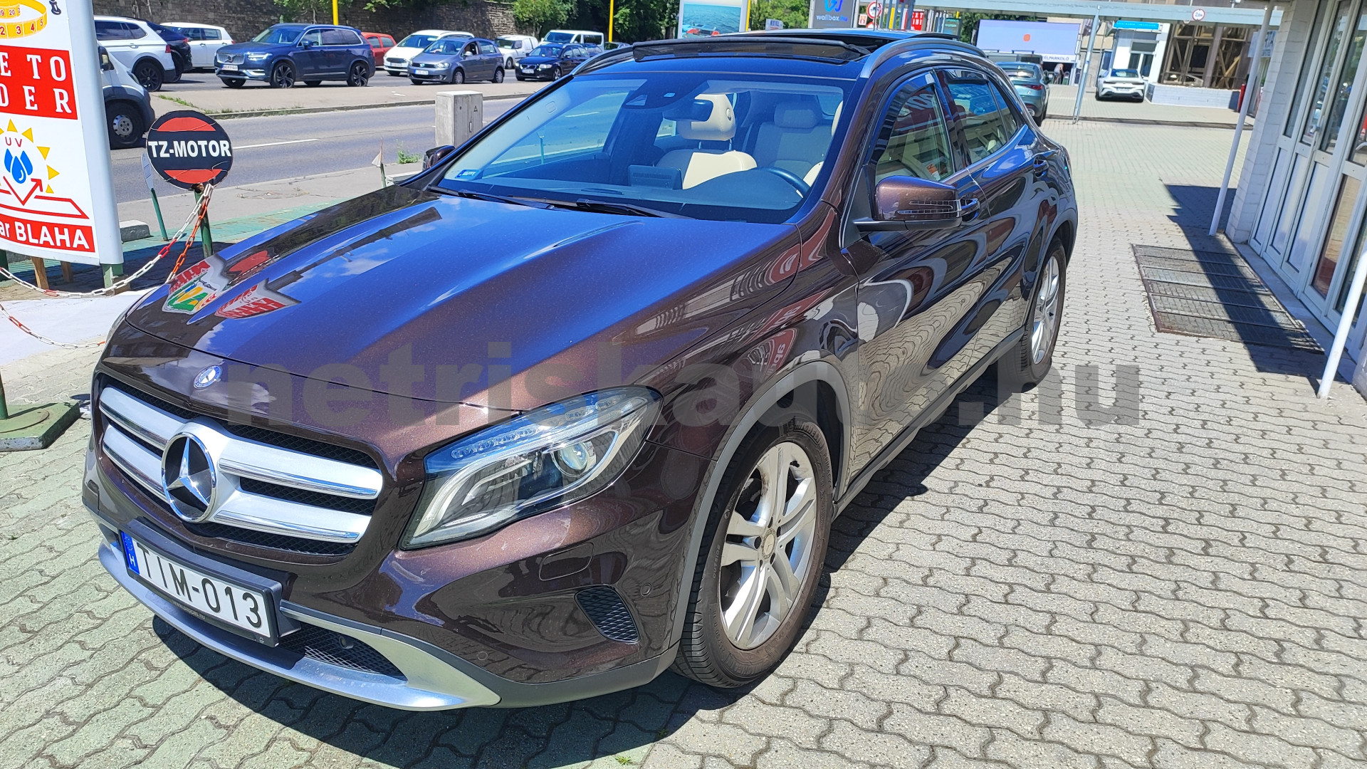 MERCEDES-BENZ GLA-osztály GLA 200 AMG Sport 7G-DCT személygépkocsi - 1595cm3 Benzin 121506 12/12