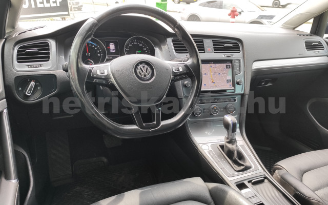 VW Golf e-Golf személygépkocsi - cm3 Kizárólag elektromos 121538 5/11