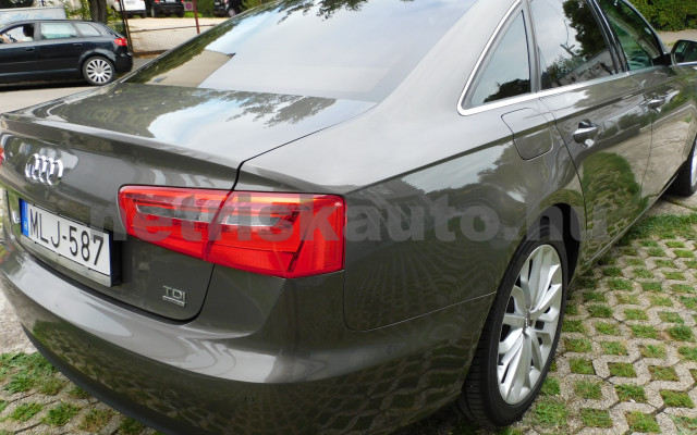 AUDI A6 3.0 V6 TDI DPF quattro S-tronic személygépkocsi - 2967cm3 Diesel 120383 4/12