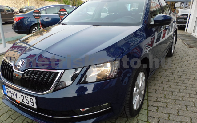 SKODA Octavia 2.0 CR TDI Style 4x4 DSG E6 személygépkocsi - 1968cm3 Diesel 120120 3/12