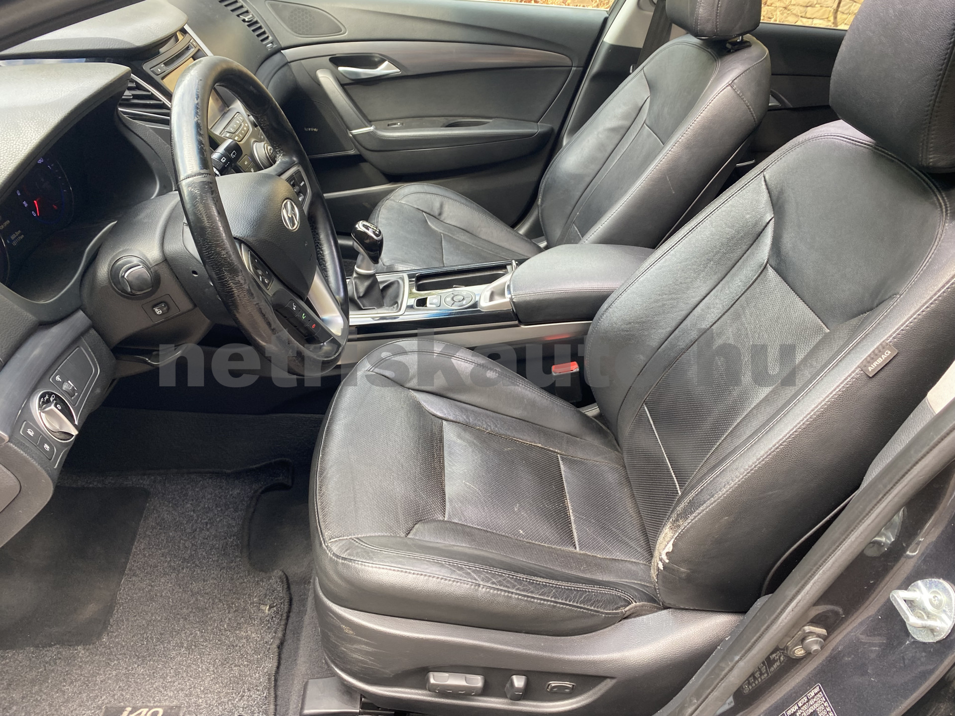 HYUNDAI i40 2.0 GDI Premium személygépkocsi - 1999cm3 Benzin 121557 6/12