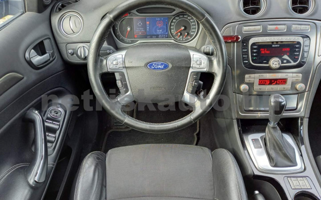 FORD MONDEO TURNIER személygépkocsi - 1976cm3 Benzin 120440 10/39