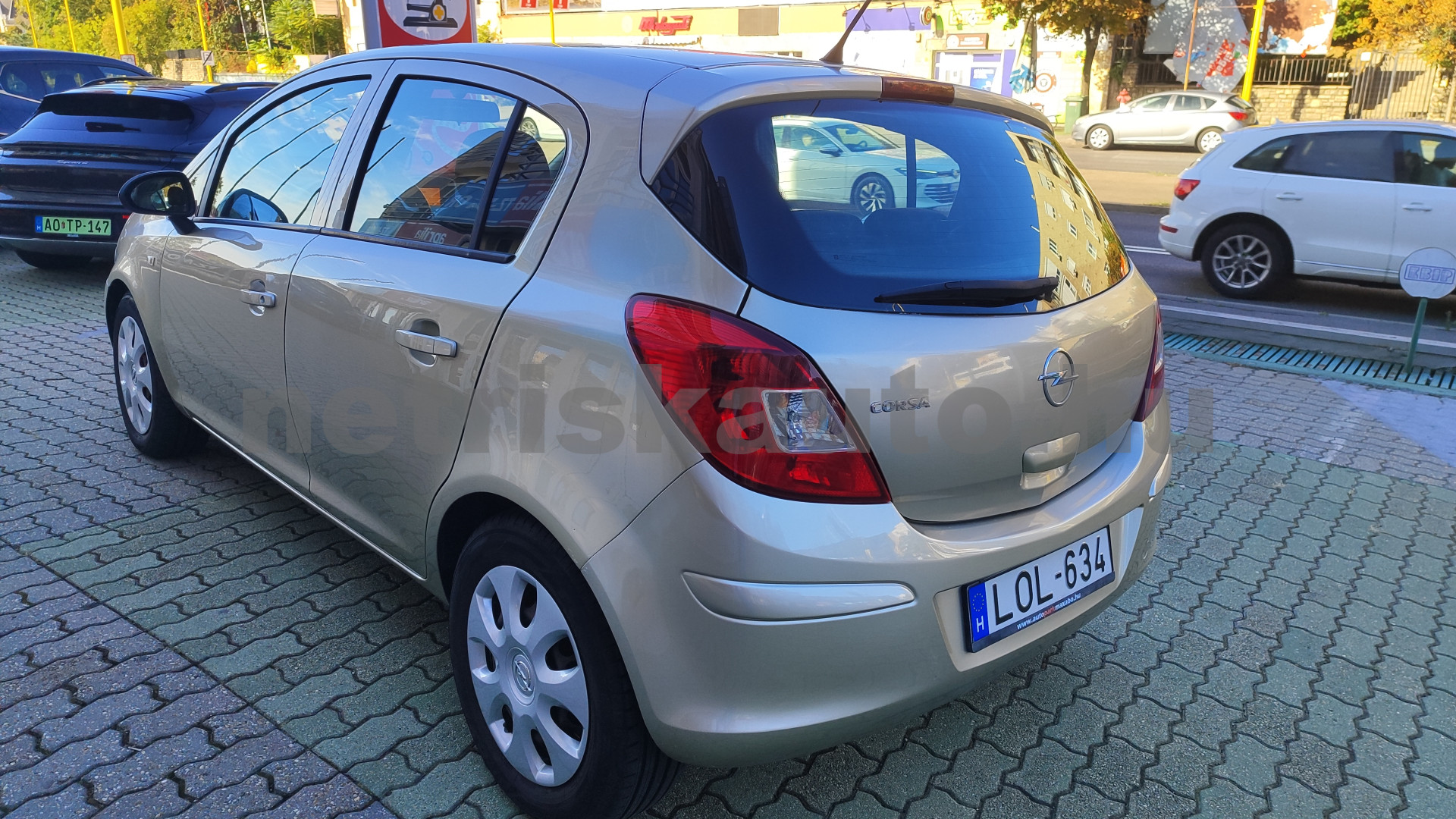 OPEL Corsa 1.4 Enjoy Aut. személygépkocsi - 1364cm3 Benzin 121583 2/12