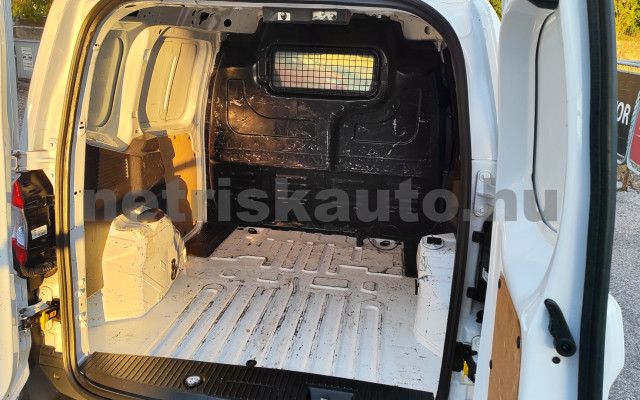 FORD Courier 1.5 TDCi Transit Trend S&S tehergépkocsi 3,5t össztömegig - 1498cm3 Diesel 121448 10/12