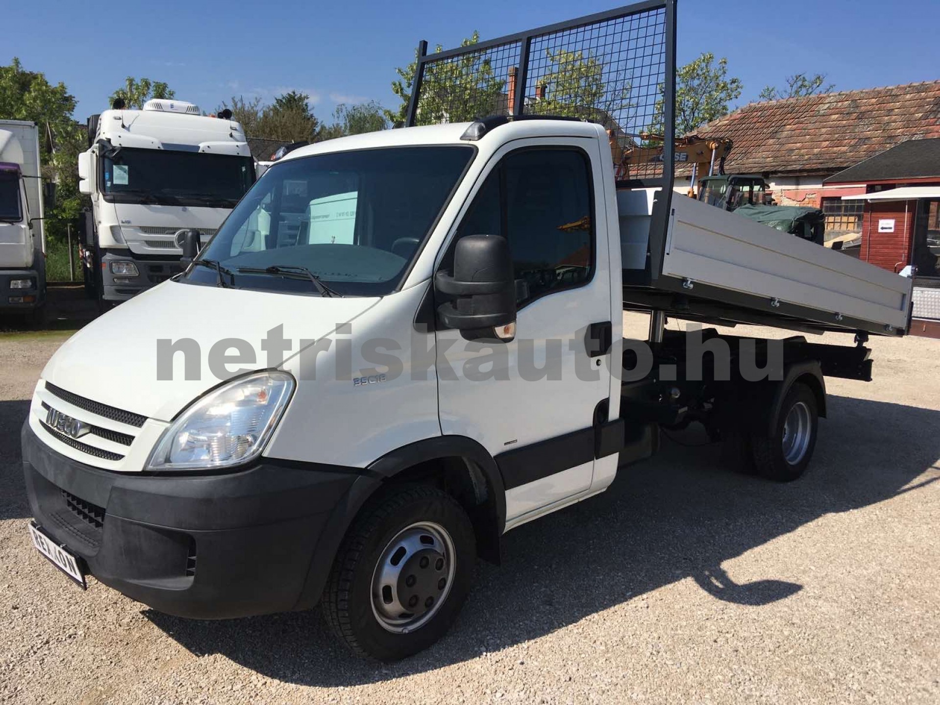 IVECO 35 35 C 18 3450 Aut. tehergépkocsi 3,5t össztömegig - 2998cm3 Diesel 119476 1/11