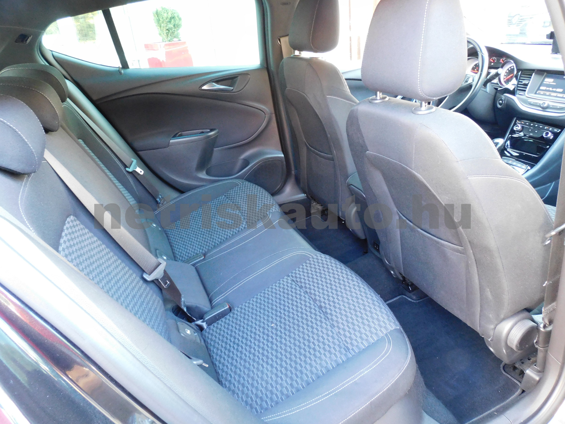 OPEL Astra 1.4 T Innovation személygépkocsi - 1399cm3 Benzin 121336 10/12