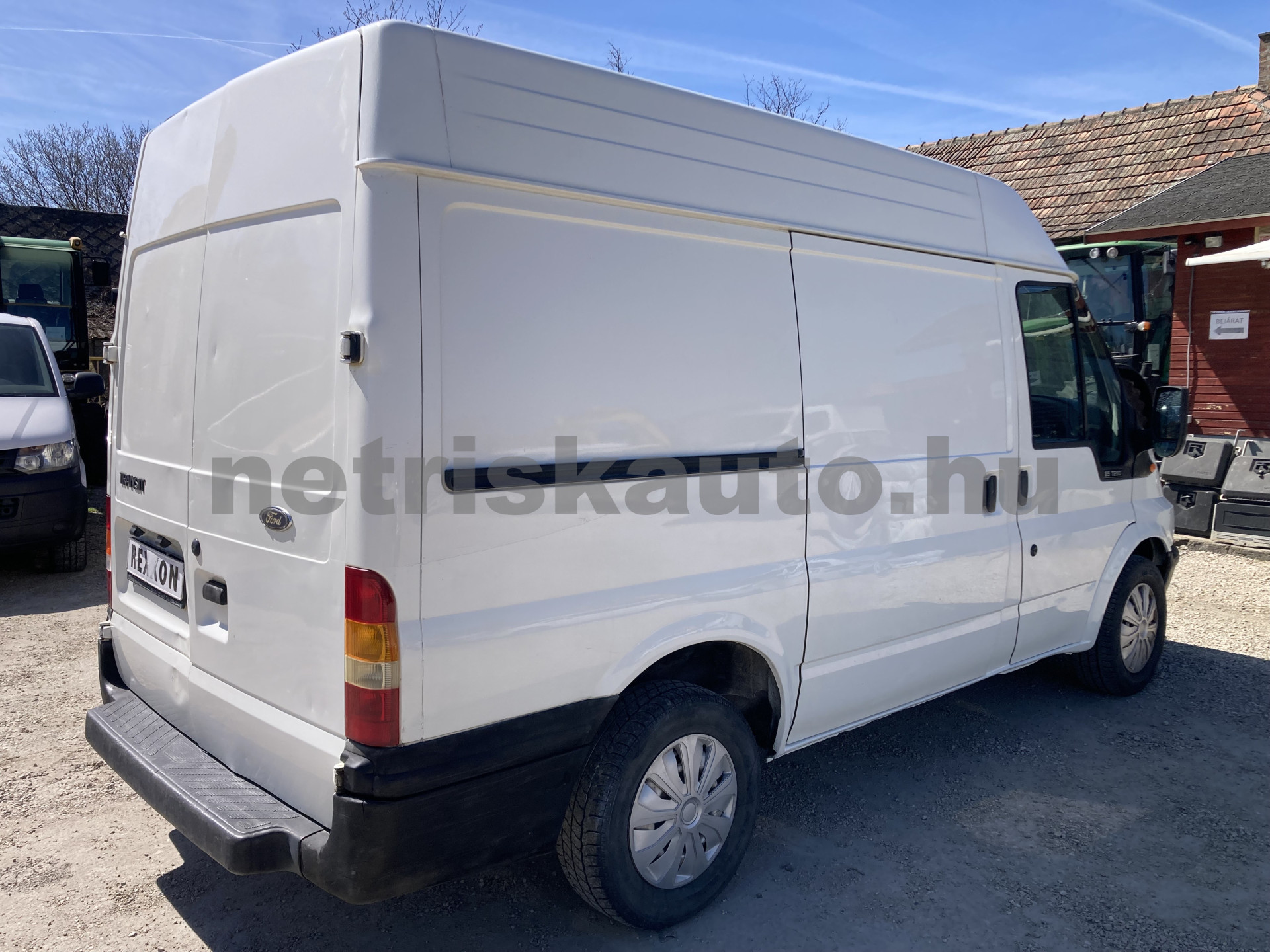 FORD Transit 2.0 TDI 260 S TDE tehergépkocsi 3,5t össztömegig - 1998cm3 Diesel 121409 4/9