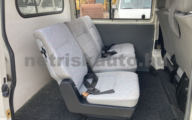 VW Transporter 2.5 Mixto tehergépkocsi 3,5t össztömegig - 2461cm3 Diesel 121552 8/9