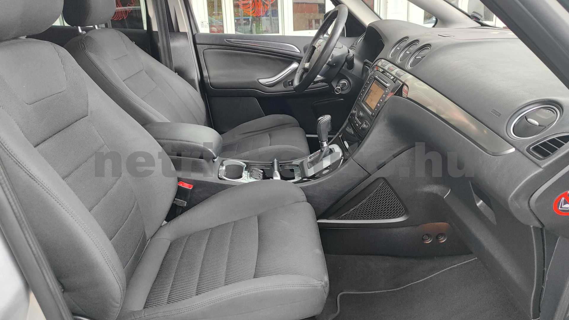 FORD S-Max 2.2 TDCi Titanium Aut. személygépkocsi - 2179cm3 Diesel 121451 8/12