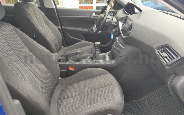 PEUGEOT 308 1.5 BlueHDi Allure személygépkocsi - 1499cm3 Diesel 121526 8/12