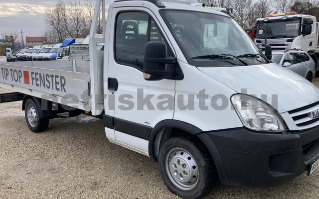 IVECO 35 35 S 18 3750 tehergépkocsi 3,5t össztömegig - 2998cm3 Diesel 119931 3/8