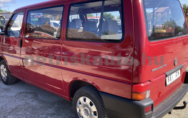 VW TRANSPORTER T4 2.5 7DB 1T2 9 FŐS KISBUSZ,MAGYAR OKMÁNYOS,GYORSAN ELVIHETŐ személygépkocsi - 2461cm3 Diesel 121383 4/10