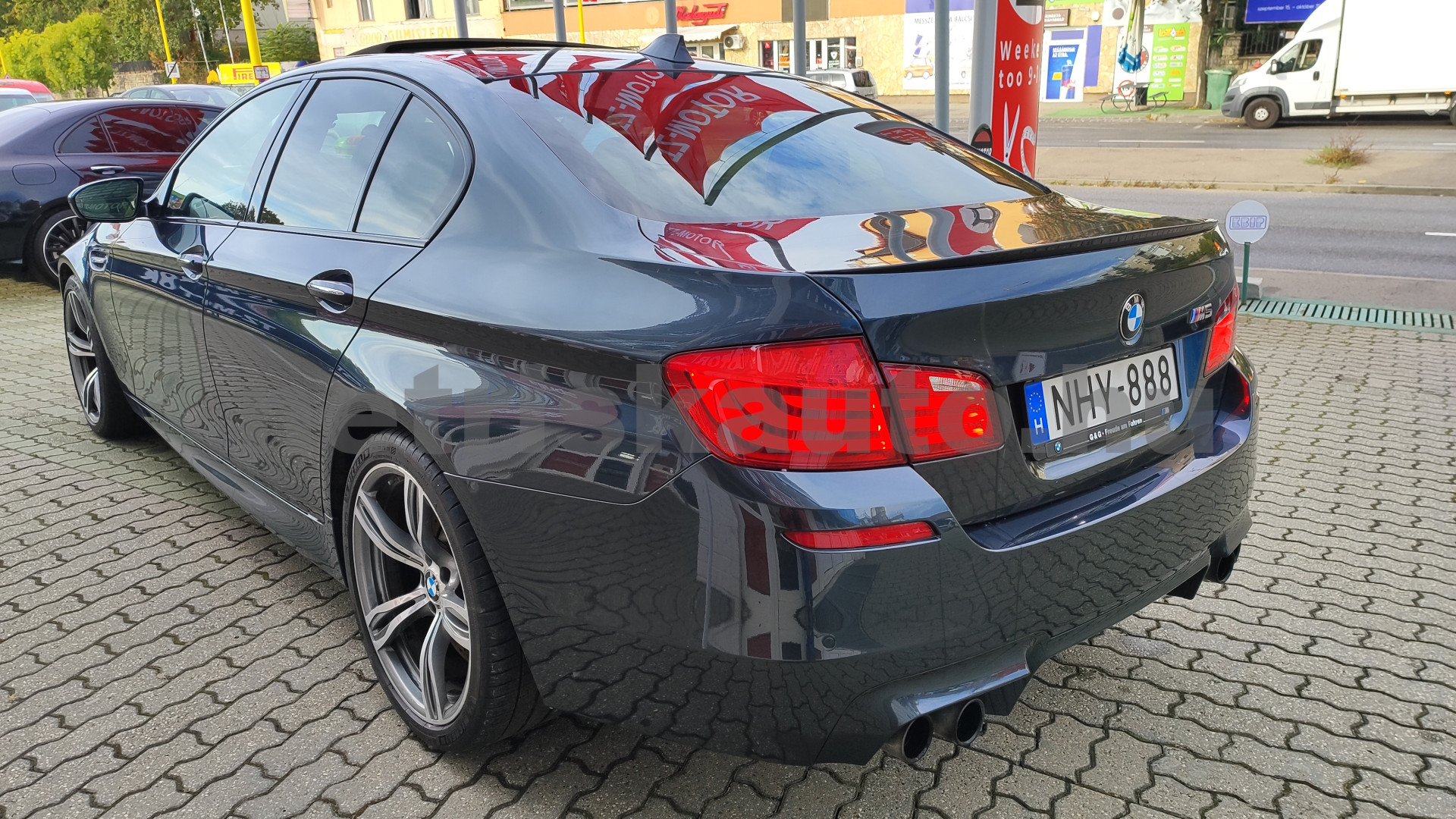 BMW 5-ös sorozat M5 DKG személygépkocsi - 4395cm3 Benzin 121152 2/12