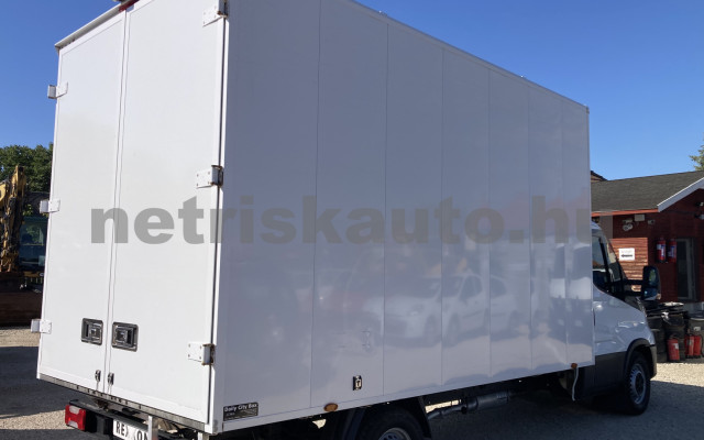 IVECO 35 35 S 18 4100 tehergépkocsi 3,5t össztömegig - 2998cm3 Diesel 121271 4/8