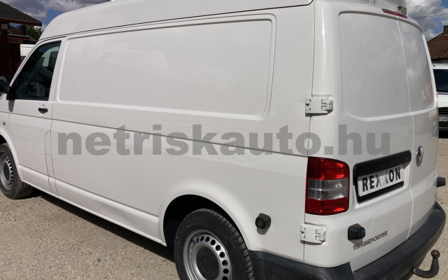 VW Transporter 2.0 CR TDI 4motion tehergépkocsi 3,5t össztömegig - 1968cm3 Diesel 121593 3/9