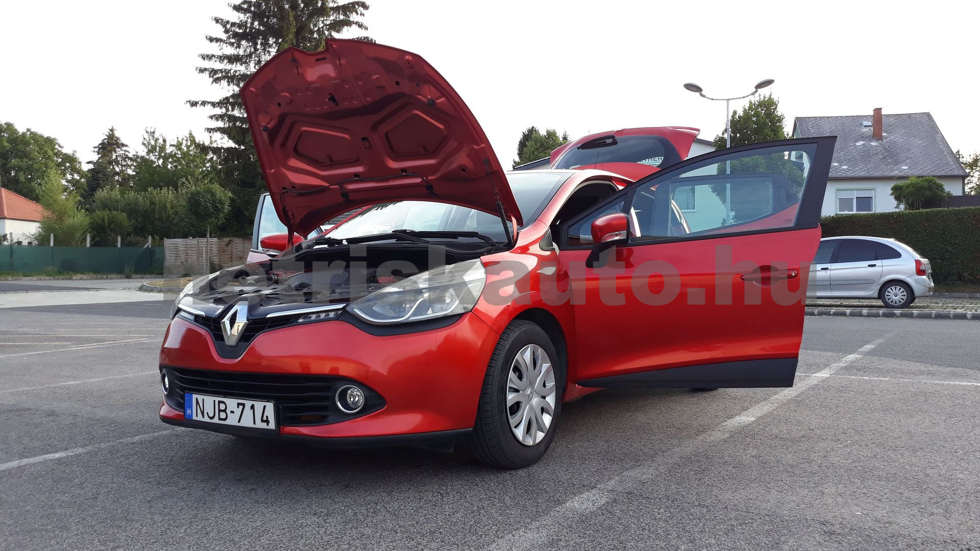 RENAULT Clio IV 1.2 16V KLÍMA TEMPOMAT KARTÁMASZ NAVI személygépkocsi - 1149cm3 Benzin 121539 1/11