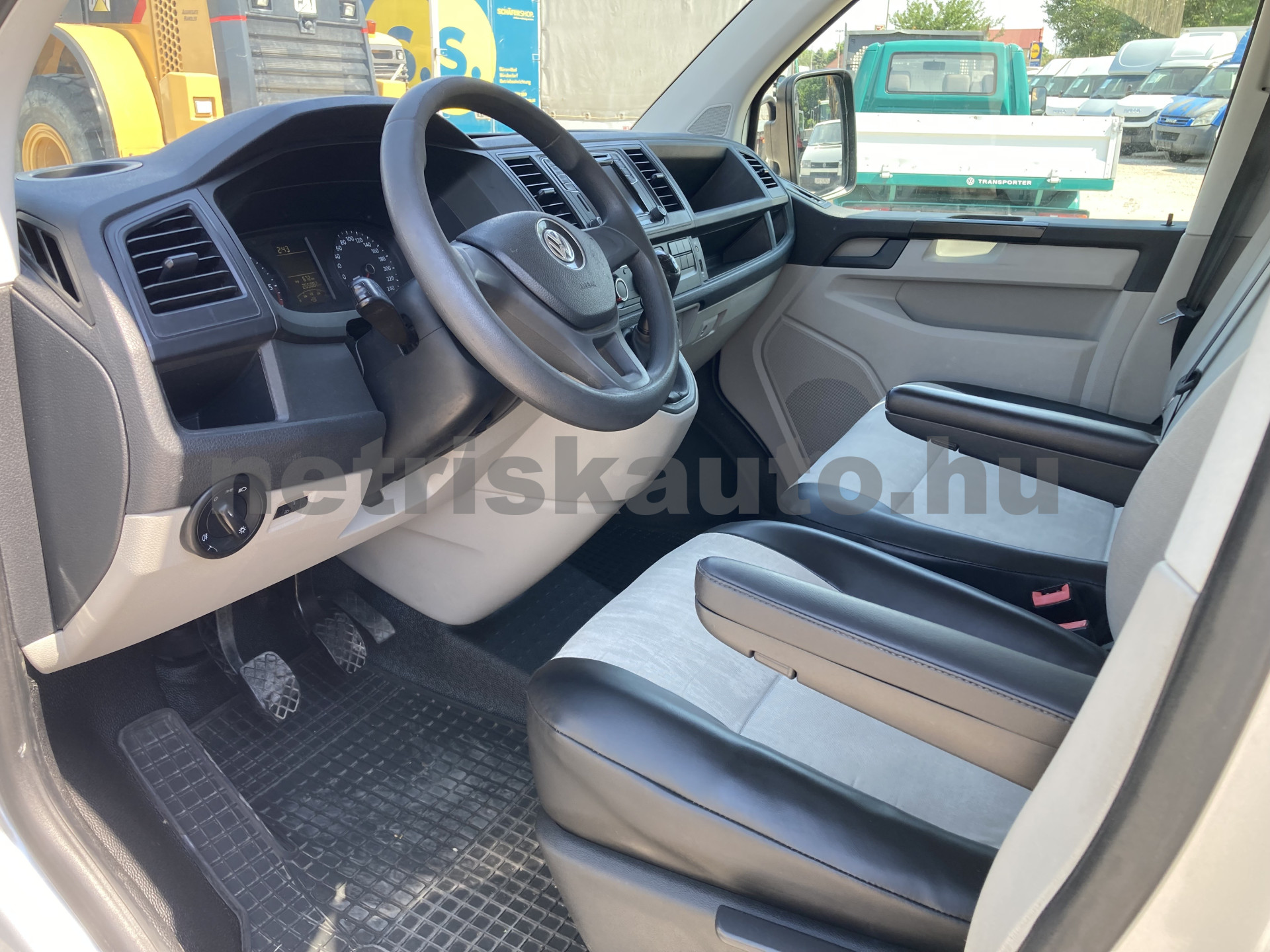 VW Transporter 2.0 CR TDI tehergépkocsi 3,5t össztömegig - 1968cm3 Diesel 121544 7/10