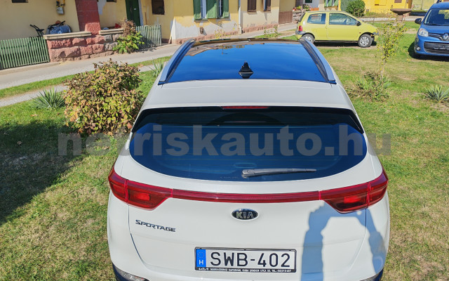 KIA Sportage 1.6 GDI Gold MY21 személygépkocsi - 1591cm3 Benzin 121316 5/12