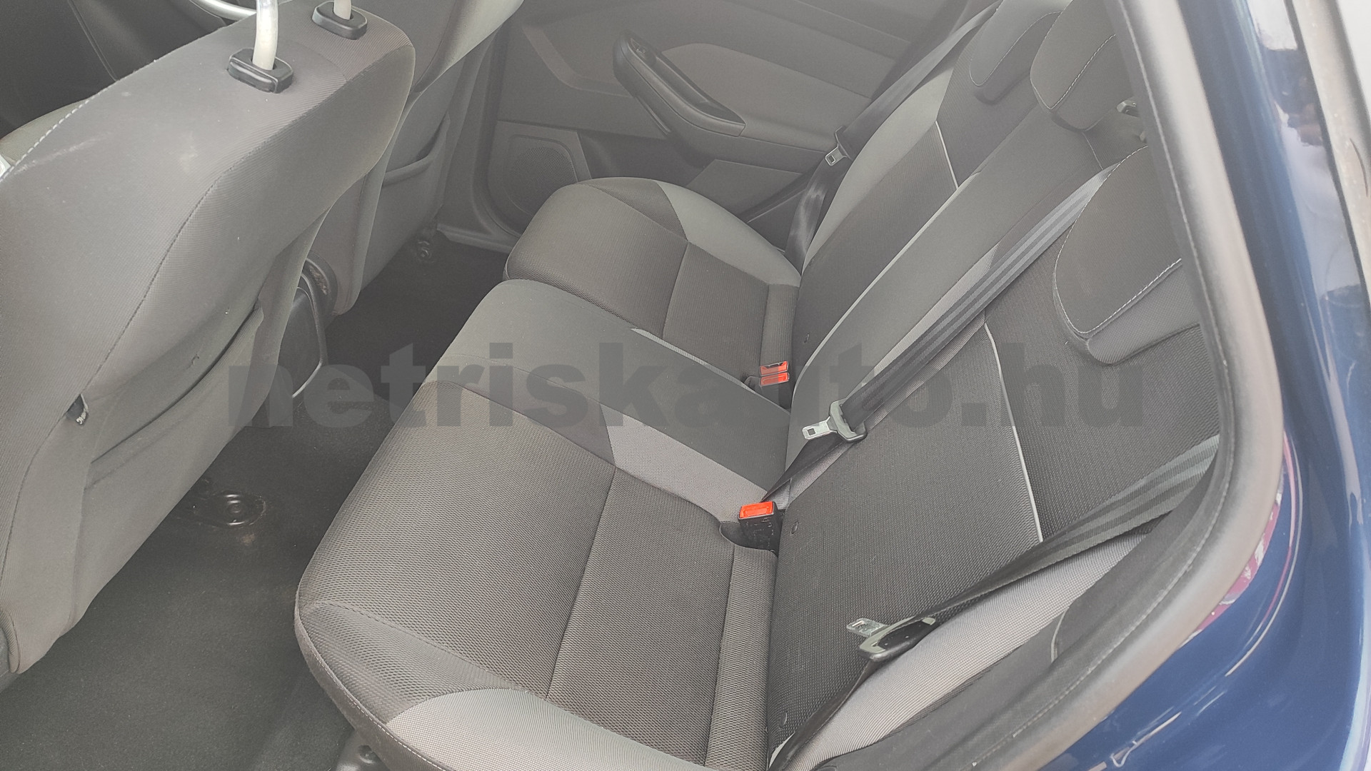 FORD Focus 1.6 Ti-VCT Trend személygépkocsi - 1596cm3 Benzin 121616 10/12