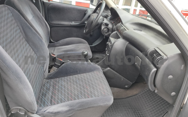 OPEL Astra 1.4 16V GL személygépkocsi - 1388cm3 Benzin 121381 8/11