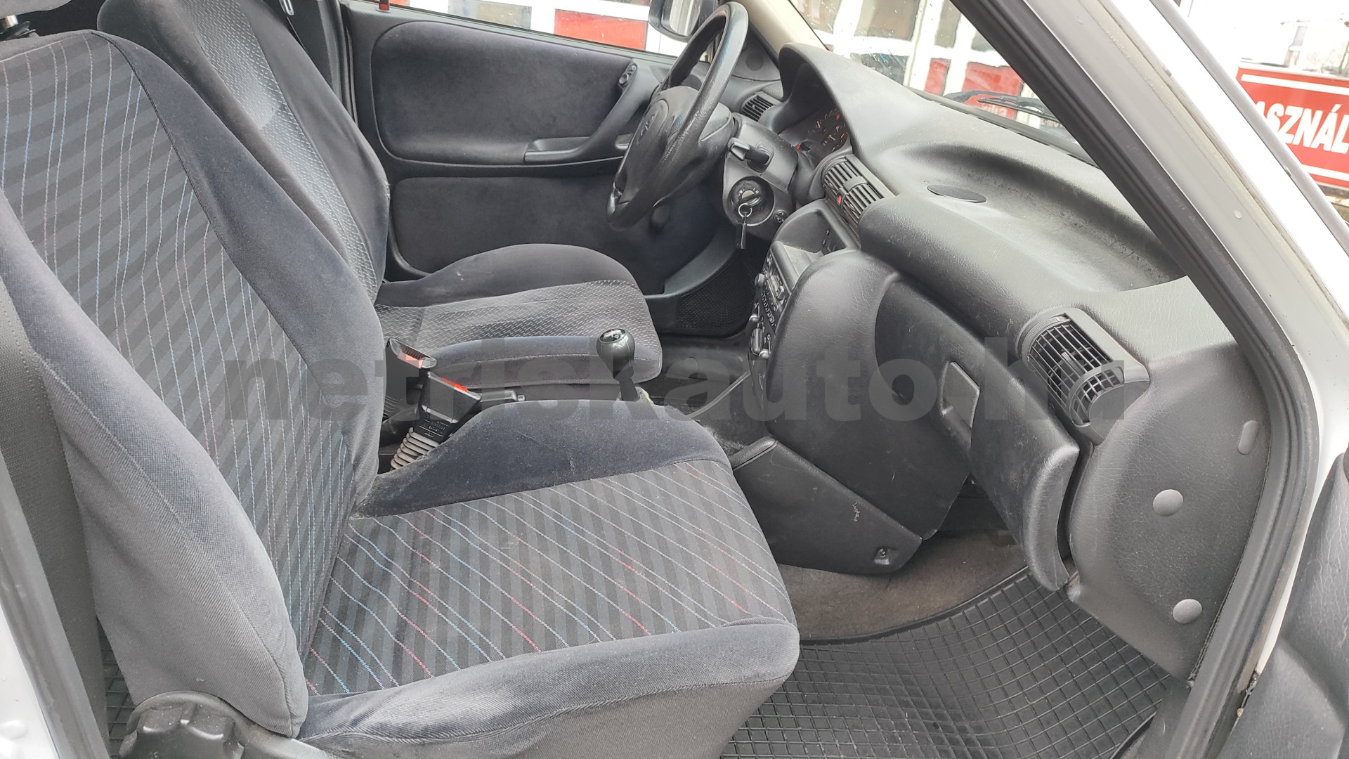 OPEL Astra 1.4 16V GL személygépkocsi - 1388cm3 Benzin 121381 8/11