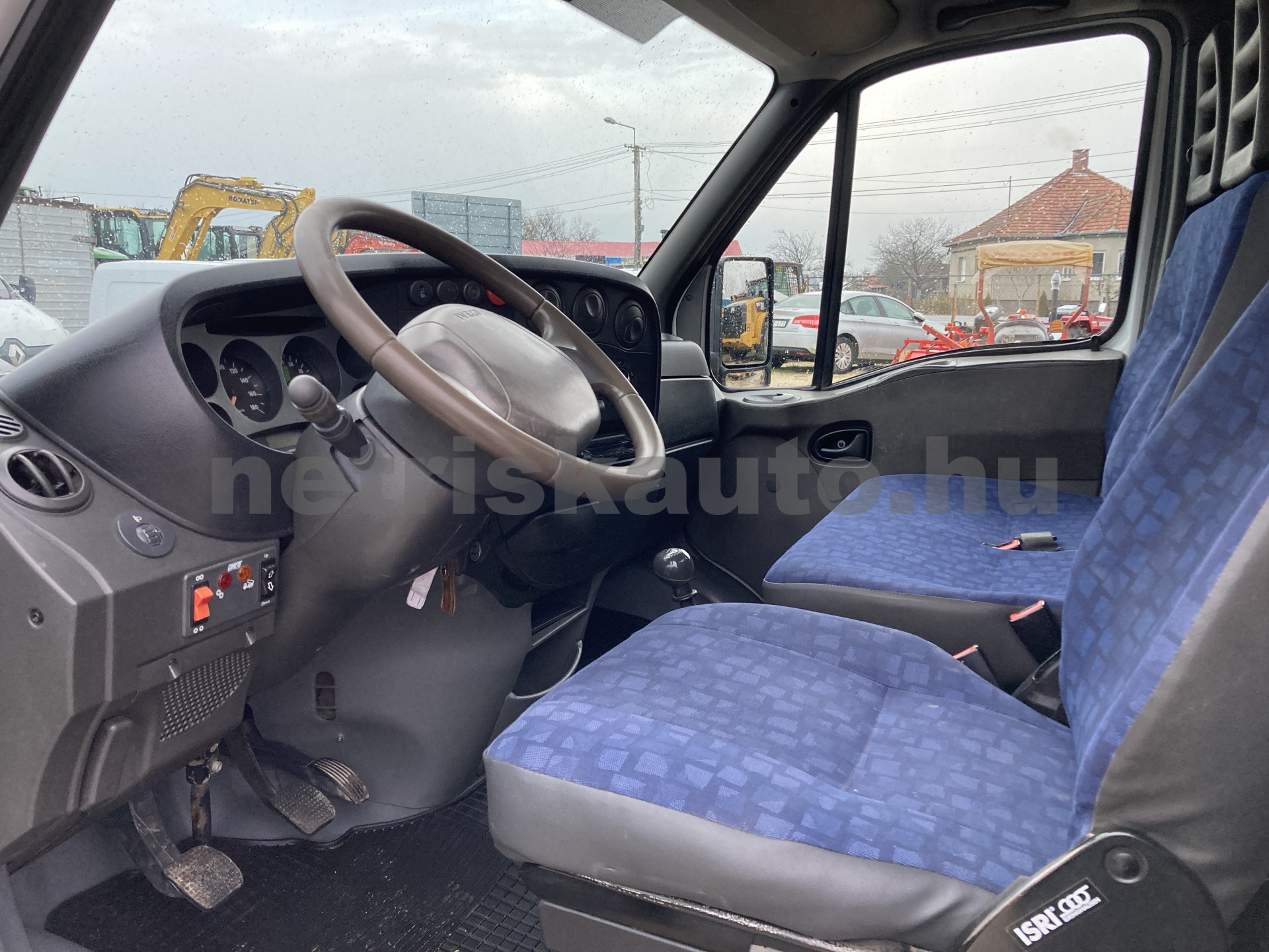 IVECO 35 DailyC 14 VÁLTÓLEHAJTÁSOS BILLENCS,KLÍMA tehergépkocsi 3,5t össztömegig - 2998cm3 Diesel 121398 8/9