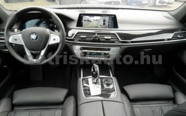 BMW 745 személygépkocsi - 2998cm3 Hybrid 117468 6/7
