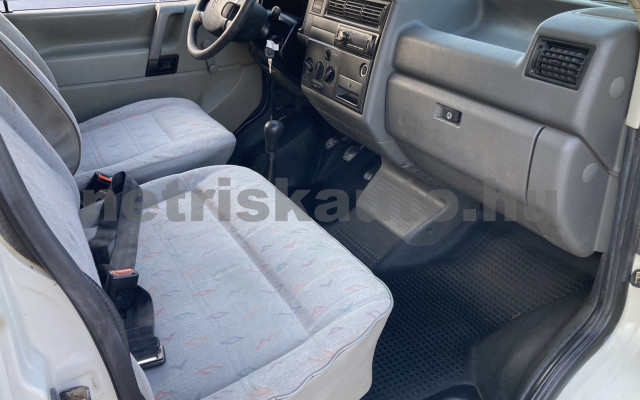 VW Transporter 2.4 Mixto tehergépkocsi 3,5t össztömegig - 2370cm3 Diesel 121414 7/9