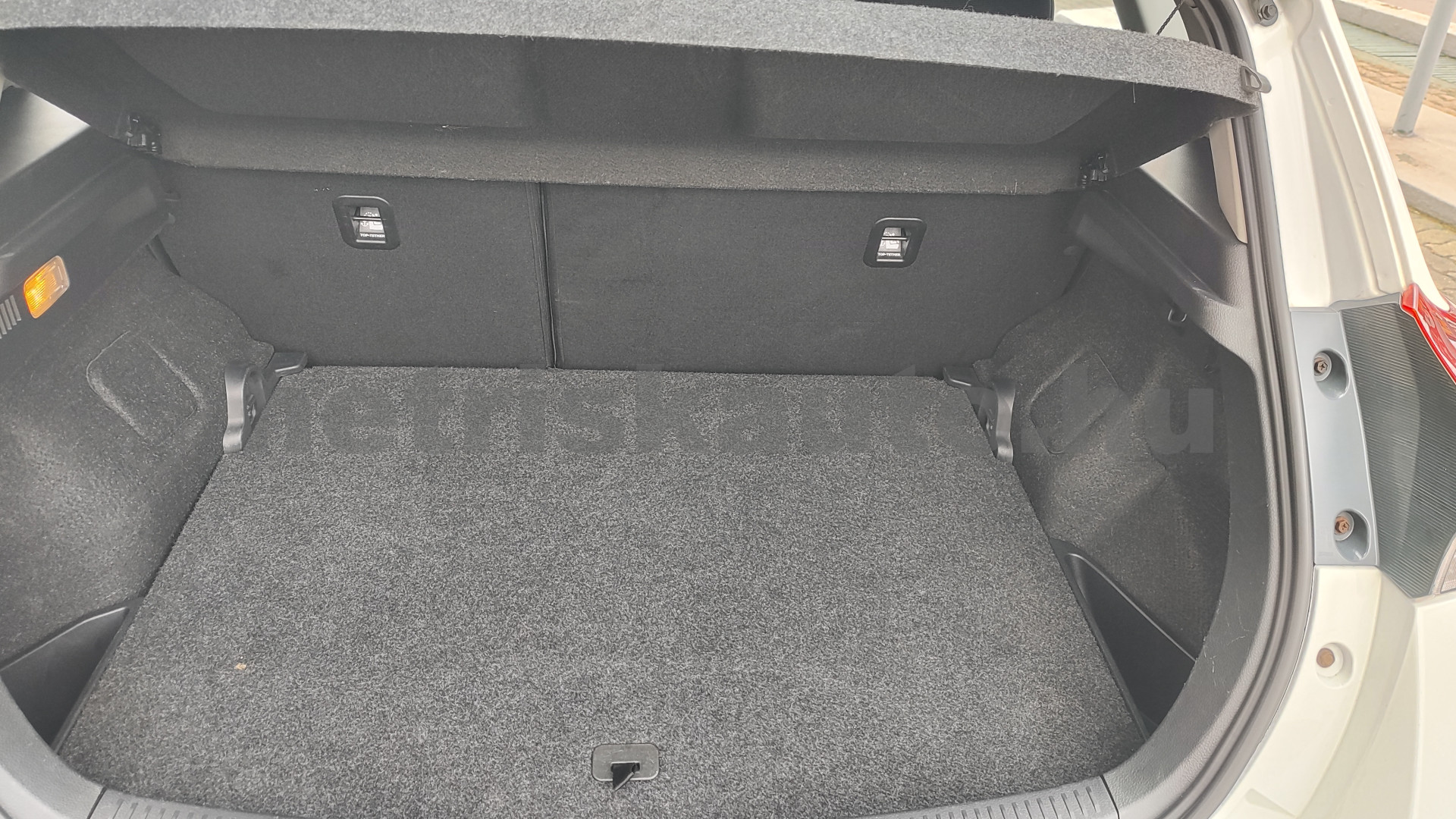 TOYOTA Auris 1.6 Active MY17 Trend személygépkocsi - 1598cm3 Benzin 121442 11/12