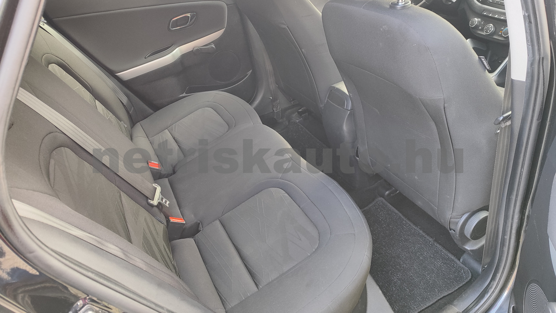 KIA Cee'd 1.4 CRDI EX személygépkocsi - 1396cm3 Diesel 121299 9/12