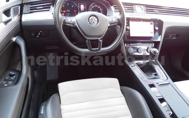 VW Passat 2.0 TDI BMT SCR Highline személygépkocsi - 1968cm3 Diesel 121182 7/12