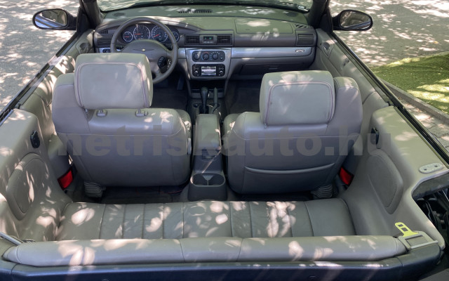 CHRYSLER Sebring 2.7 Limited Aut. személygépkocsi - 2736cm3 Benzin 121510 10/12