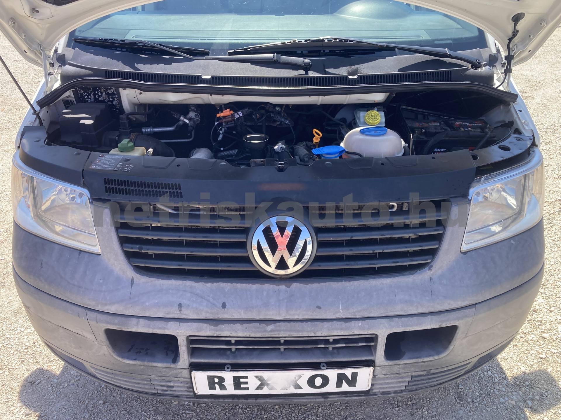 VW Transporter 2.5 TDI tehergépkocsi 3,5t össztömegig - 2461cm3 Diesel 120884 5/9