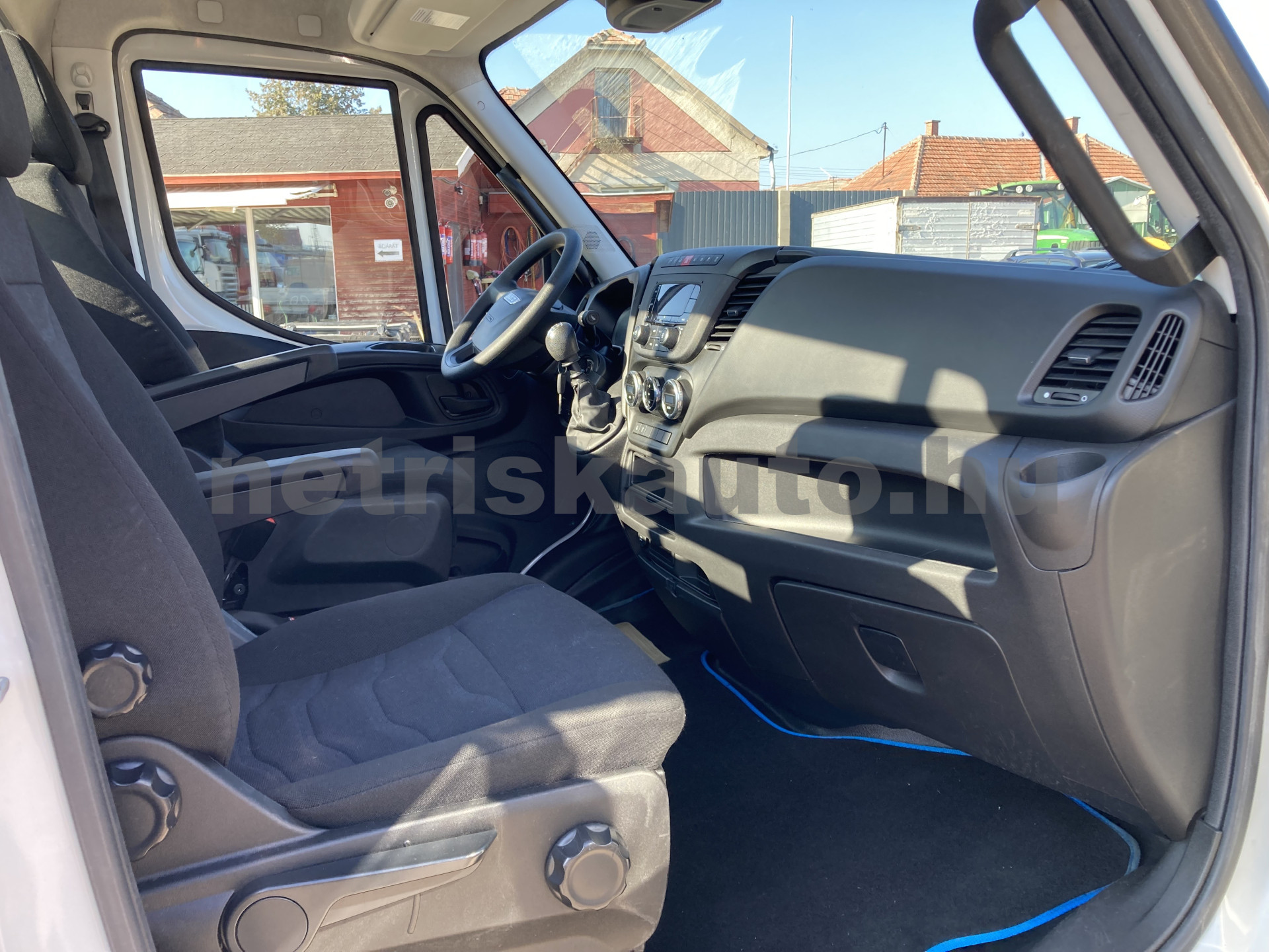 IVECO Egyéb tehergépkocsi 3,5t össztömegig - 2998cm3 Diesel 121313 11/11