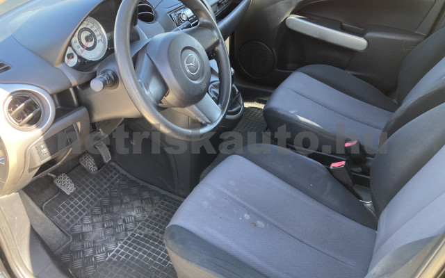MAZDA Mazda 2 1.3 CE személygépkocsi - 1349cm3 Benzin 121608 6/10