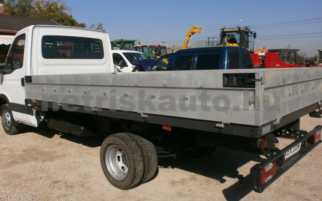 IVECO 35 35 C 15 3750 tehergépkocsi 3,5t össztömegig - 2998cm3 Diesel 64547 3/8