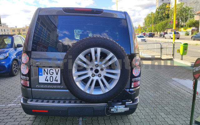 LAND ROVER Discovery 3.0 SDV6 HSE Aut. [7 személy] személygépkocsi - 2993cm3 Diesel 121499 4/12