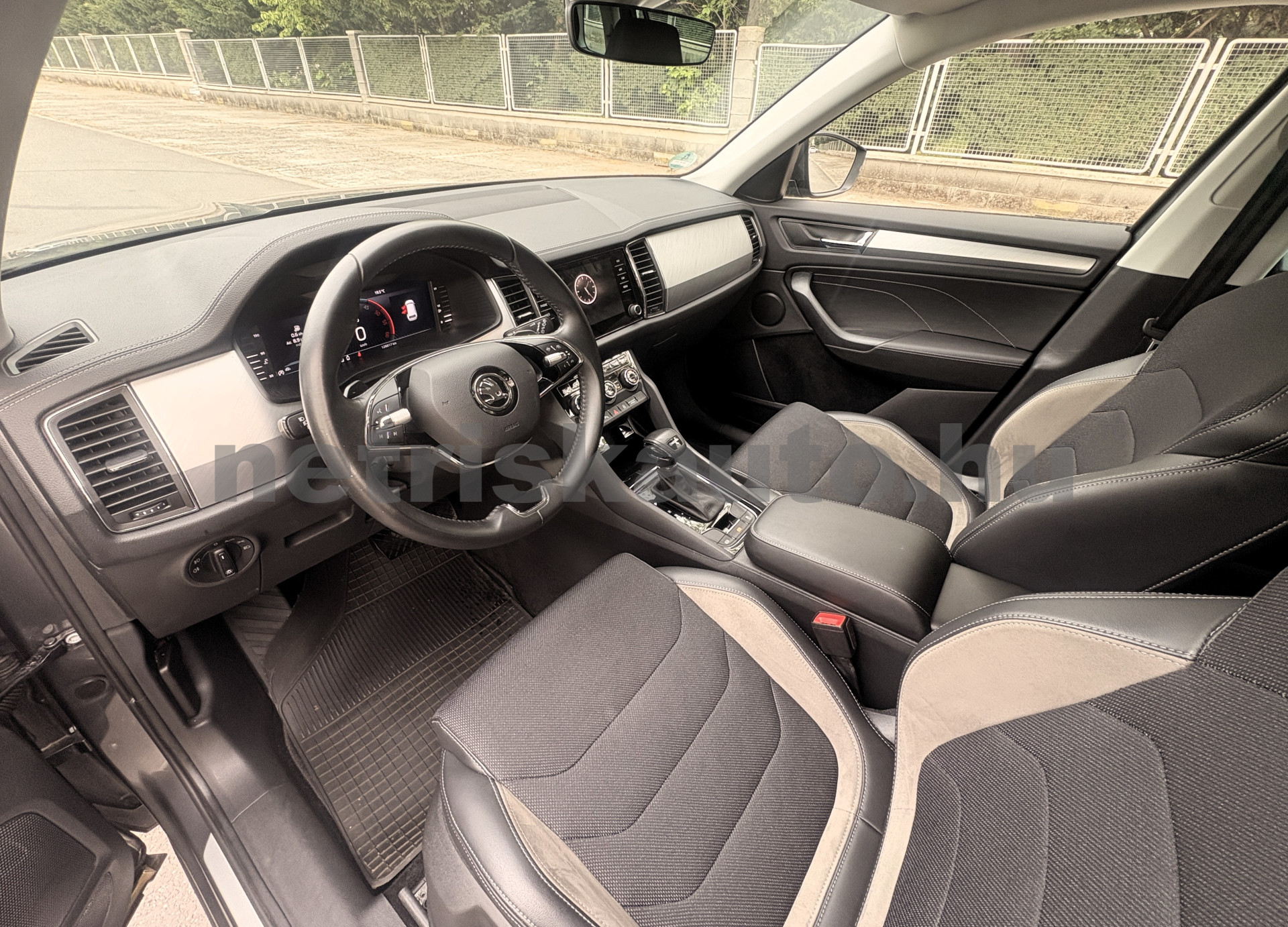 SKODA Kodiaq 2.0 TDI SCR Style DSG személygépkocsi - 1968cm3 Diesel 121458 8/11