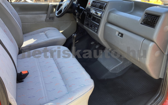 VW Transporter 2.4 7DM 1Z2 F tehergépkocsi 3,5t össztömegig - 2370cm3 Diesel 120412 8/9
