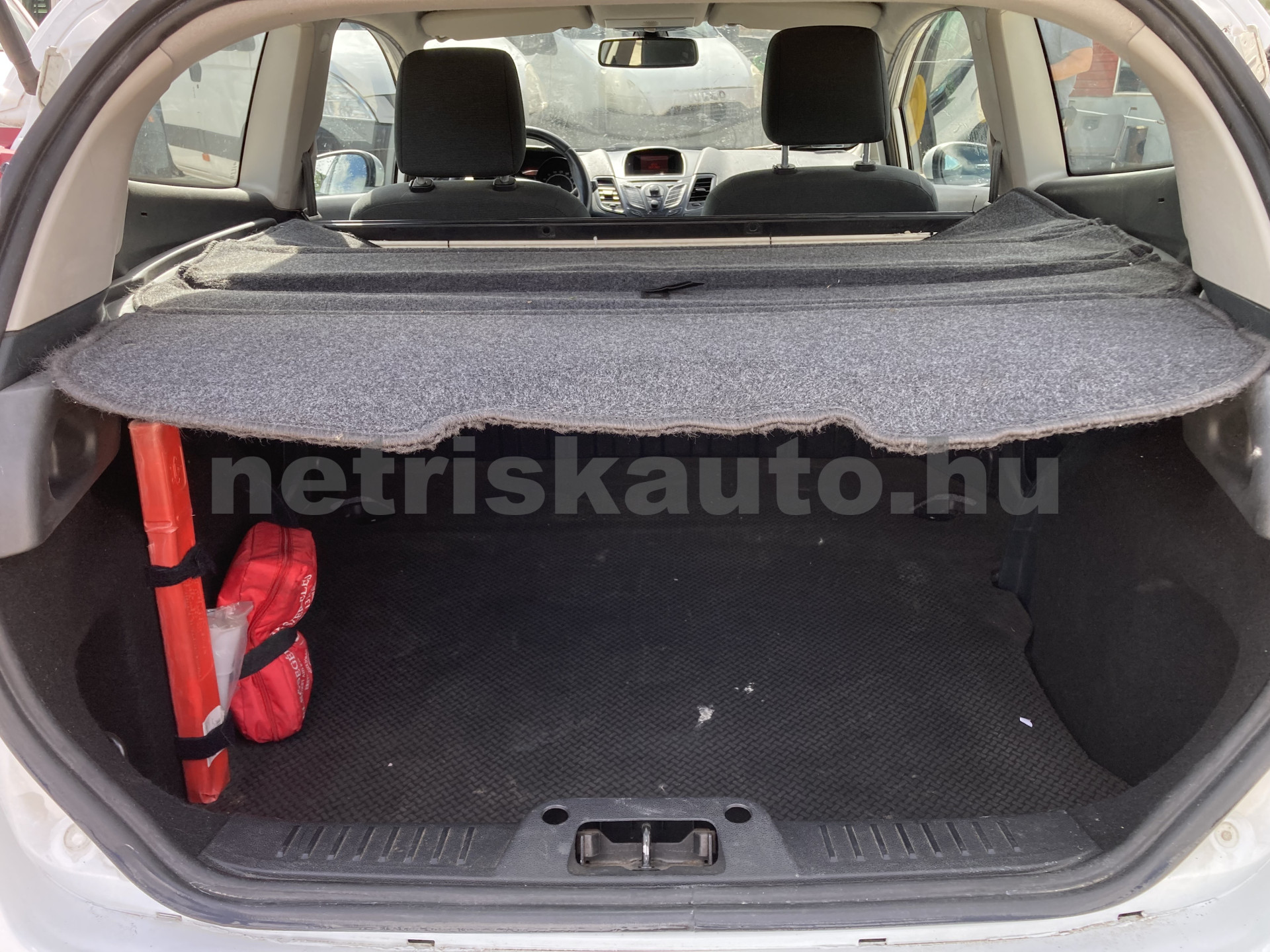 FORD Fiesta 1.4 TDCi Ambiente EURO5 tehergépkocsi 3,5t össztömegig - 1399cm3 Diesel 121465 8/8