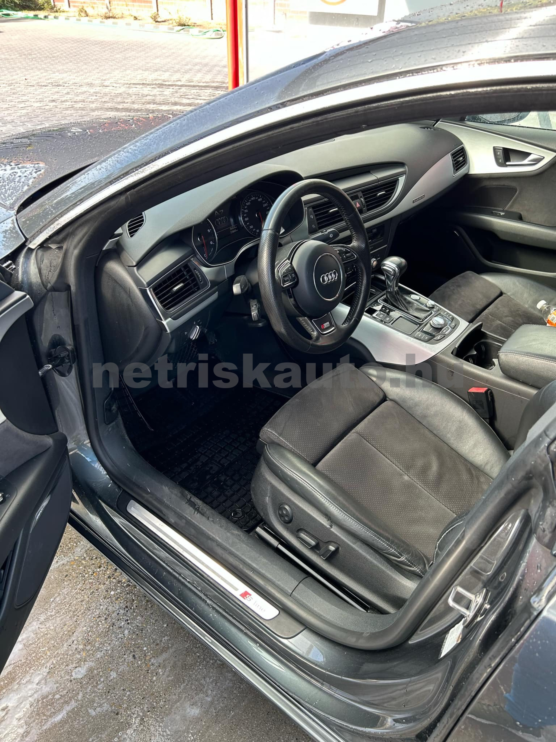 AUDI A7 3.0 V6 TDI DPF quattro S-tronic személygépkocsi - 2967cm3 Diesel 121066 5/6