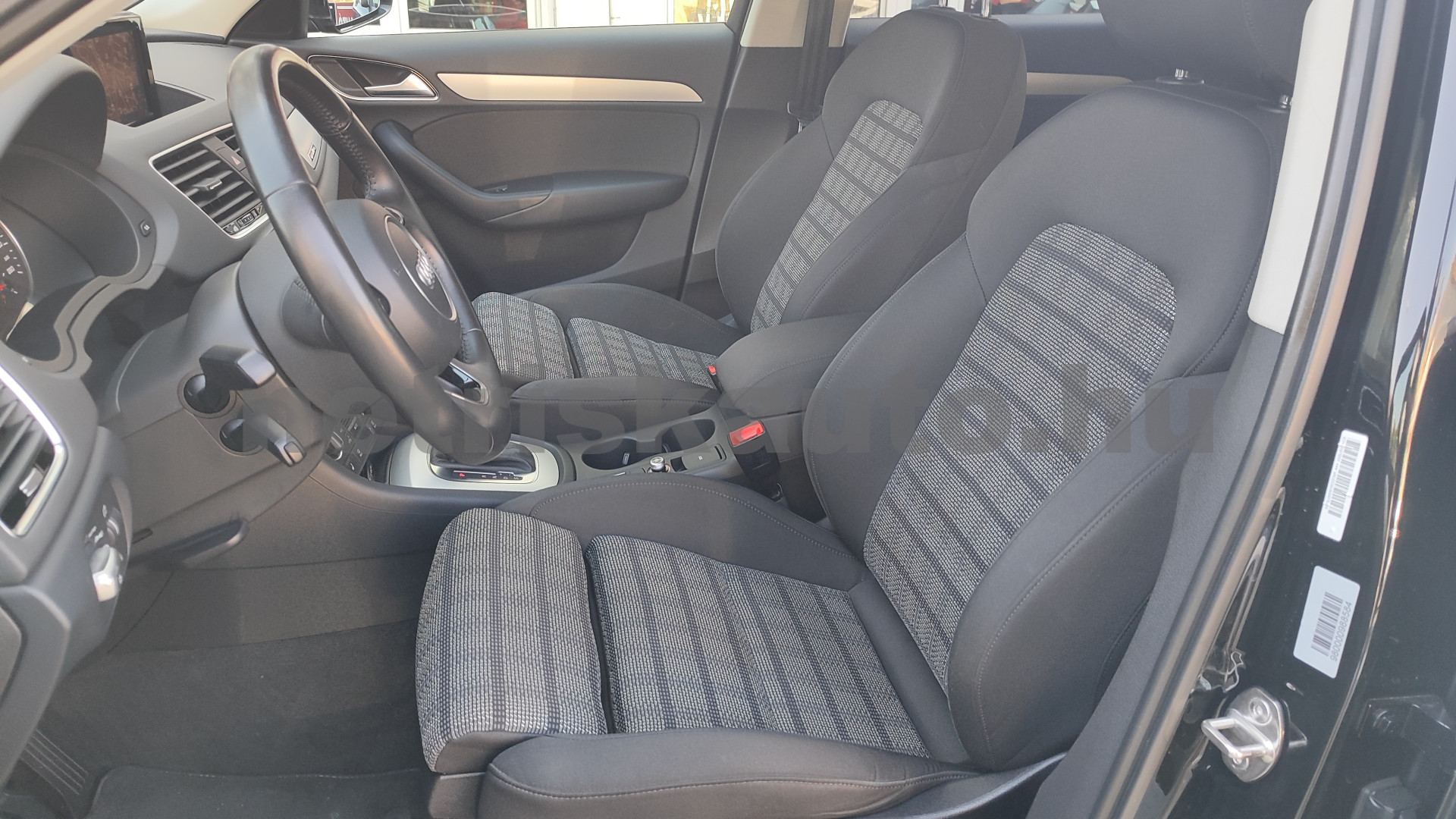 AUDI Q3 2.0 TFSi Sport quattro S-tronic személygépkocsi - 1984cm3 Benzin 121521 4/11