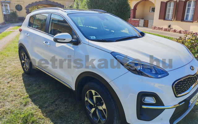 KIA Sportage 1.6 GDI Gold MY21 személygépkocsi - 1591cm3 Benzin 121316 3/12