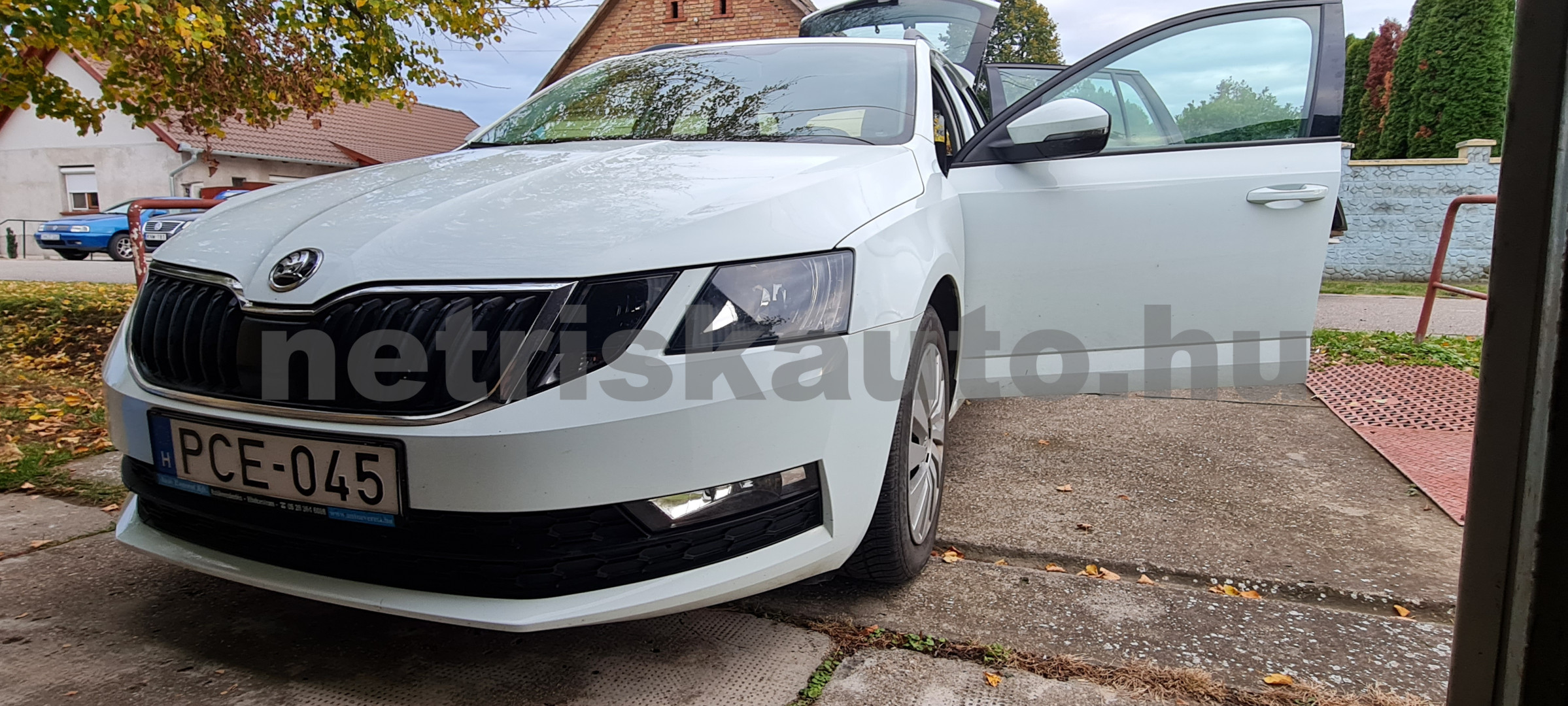SKODA Octavia 1.4 TSI Ambition személygépkocsi - 1395cm3 Benzin 121033 1/6