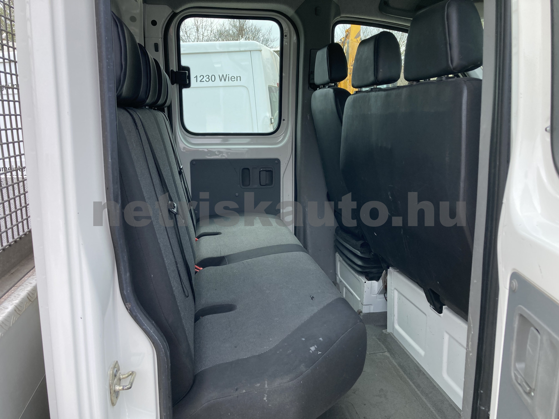 VW Crafter 2.0 CR TDI 35 L3 tehergépkocsi 3,5t össztömegig - 1968cm3 Diesel 121133 9/10