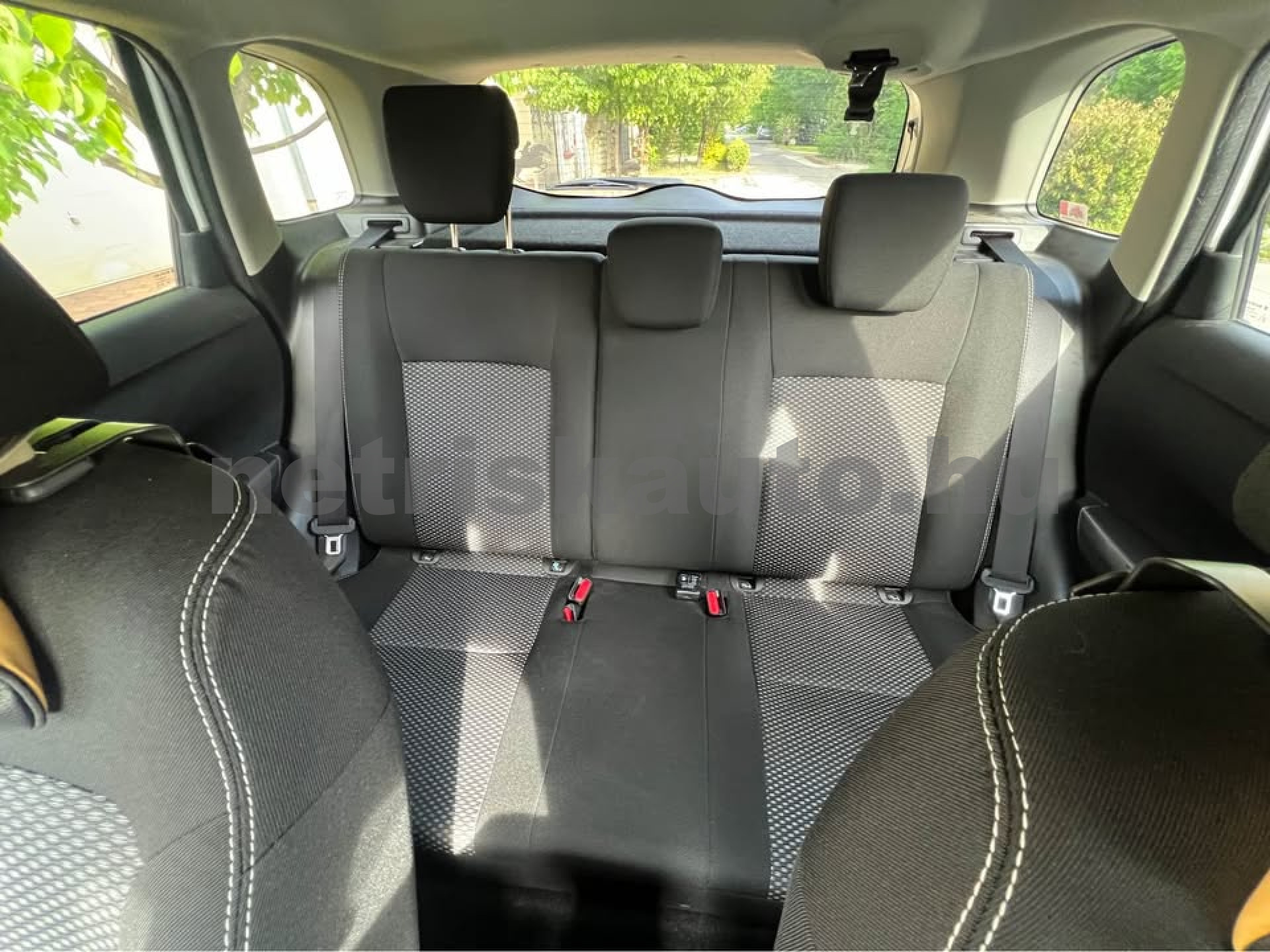 SUZUKI Vitara 1.4 Hybrid GL+ személygépkocsi - 1373cm3 Hybrid 121452 7/11